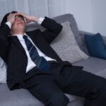 転職活動に疲れてしまったときの対処法とは？有効な方法を年代別に紹介